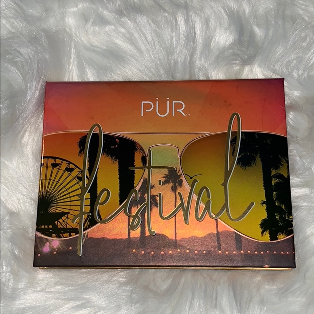Pur Festival 12 Piece Pressed Pigment Palette